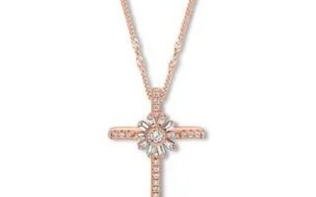 Trending Diamond Cross Necklace Styles Today
