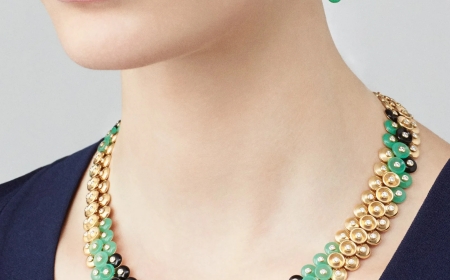 Van Cleef & Arpels – A Legacy of Fine Jewelry Now Available Online