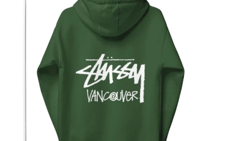 The Ultimate Guide to Stussy and Sp5der Hoodies: Style, Culture, and Streetwear Legacy