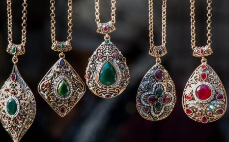 What is 925 Sterling Silver? Everything You Need to Know