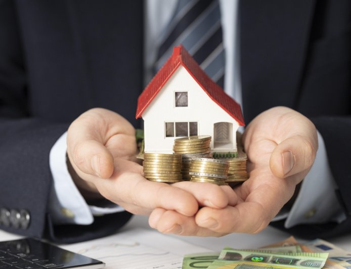 How Mortgage Brokers Are Helping Buyers Navigate the Calgary, Alberta Housing Market?
