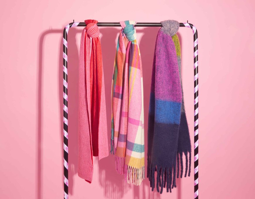 Wholesale Scarves and Accessories in the UK: Trends for Every Season