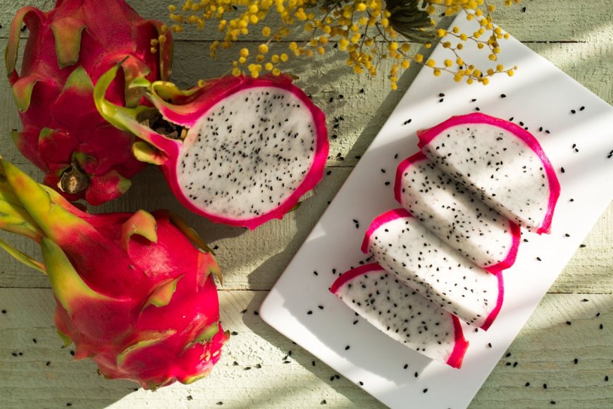 Dragon Fruit Benefits: A Tropical Superfruit for Body, Skin, and Wellness