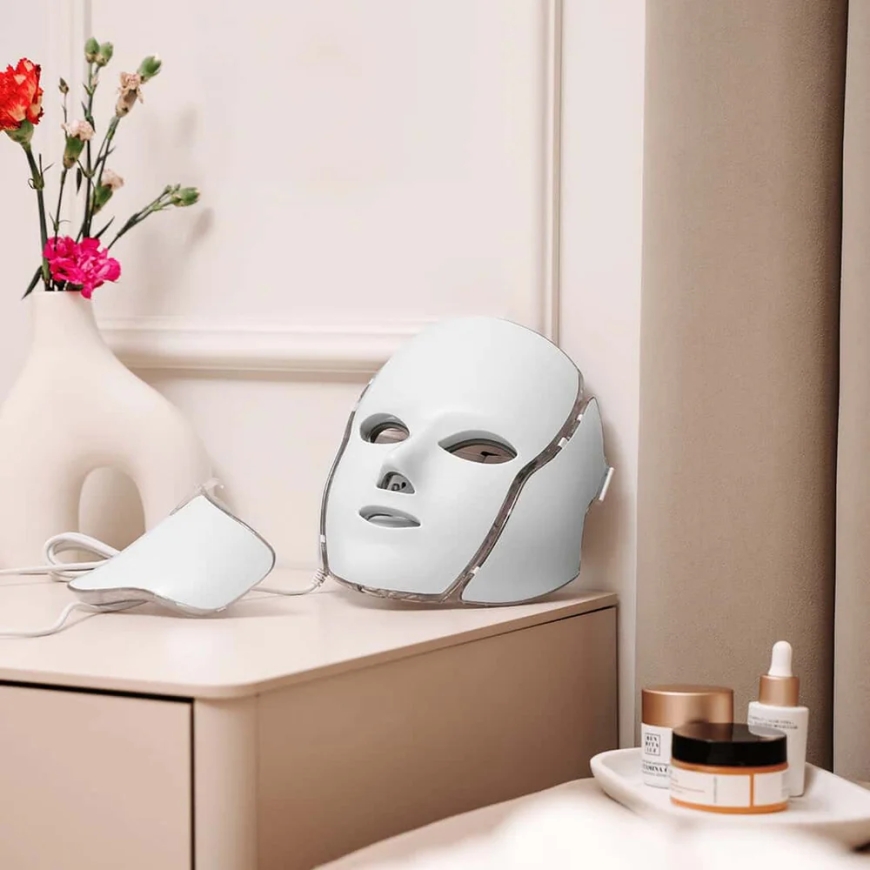 Best LED Face Mask That Clears Skin Fast